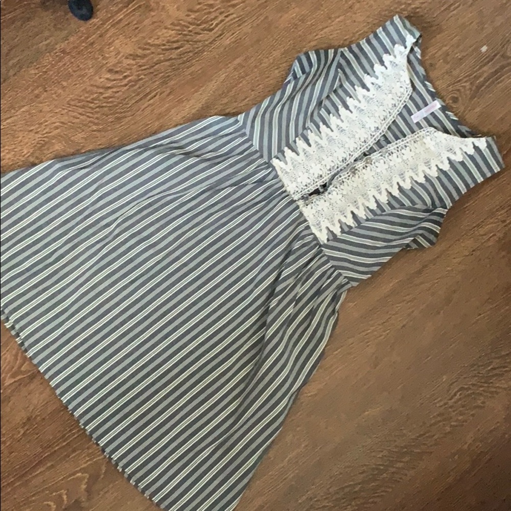 Super cute dress great condition!
